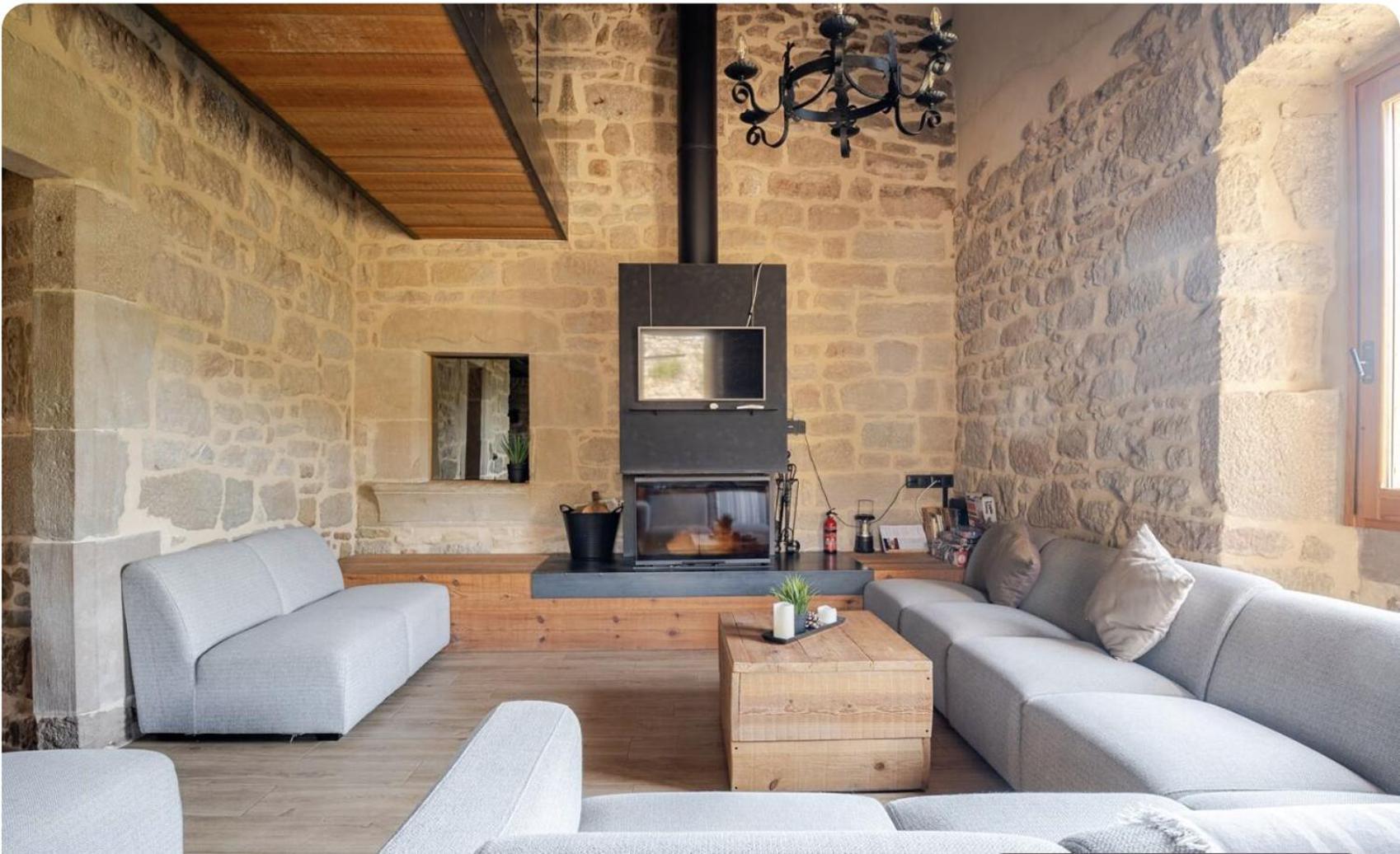La Torreta D'Olius Villa Eksteriør billede
